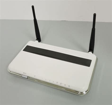 AirLink 101 AR670W Wireless N Router - Wired Routers