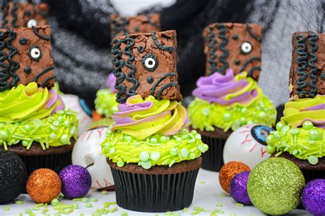 Hocus Pocus Cupcakes