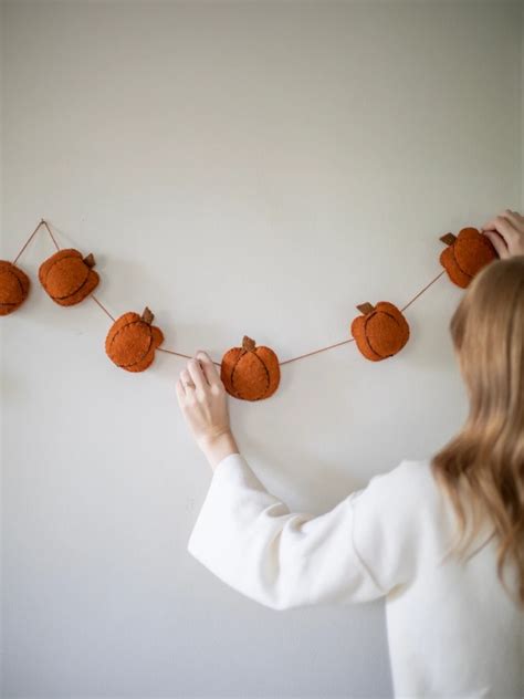 7 Easy and DIY Thanksgiving Decorations Ideas for You in 2023