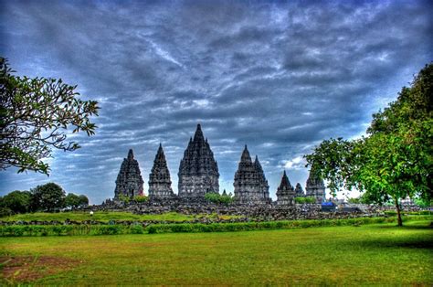 Prambanan Temple Tourist Information, Facts & History