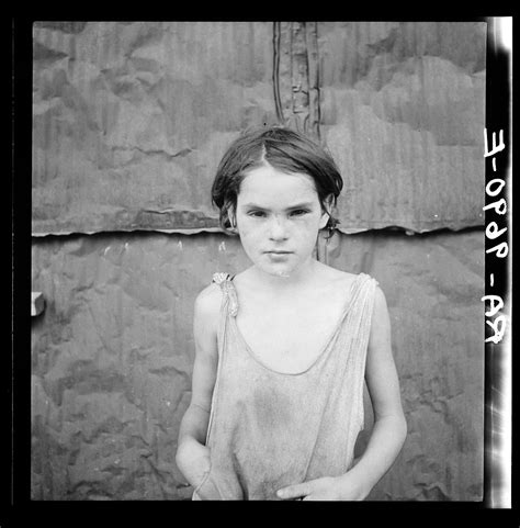 Dorothea Lange: “Portraits” (1935 – 1939) – AMERICAN SUBURB X