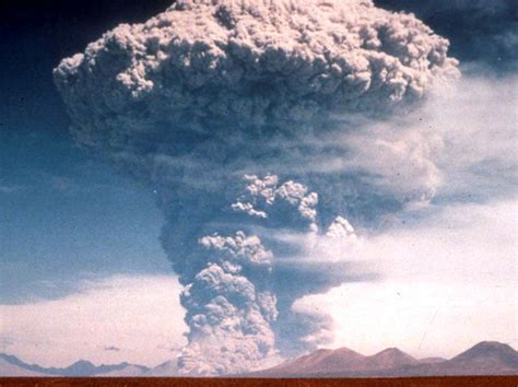 GEOLOGY around the world: Volcán Láscar, Chile