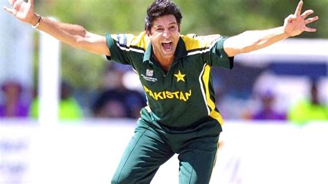 Wasim Akram Bowling Action