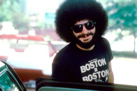 Former Boston drummer Sib Hashian dies at age 67 on cruise - National | Globalnews.ca