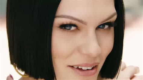 Jessie J - Flashlight Lyrics And Videos