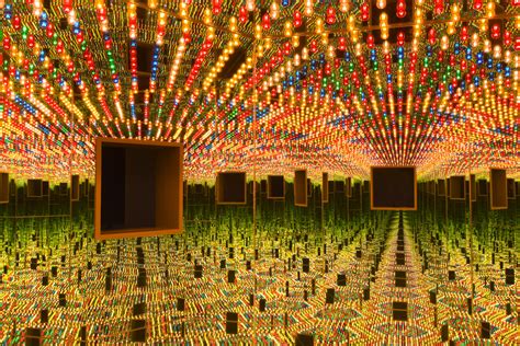 Yayoi Kusama's "Infinity Mirrors" Opens at the Broad in Los Angeles ...