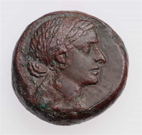 Coin of Kingdom of Egypt with bust of Kleopatra VII | Museum of Fine Arts, Boston