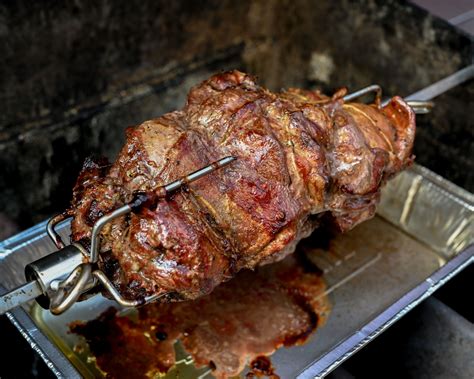 Lamb leg on the grill - Rotisserie gives the very best re... | Gladkokken