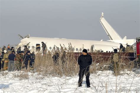 Officials say 14 killed, 35 hurt in Kazakhstan plane crash | Inquirer News