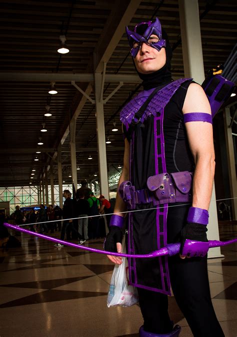 Mick's Mix: Hawkeye CosPlay -- NY ComicCon 2012