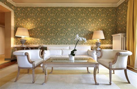 Wallpapering and Vinyl Wallcovering vs. Painting Your Walls: Pros and ...