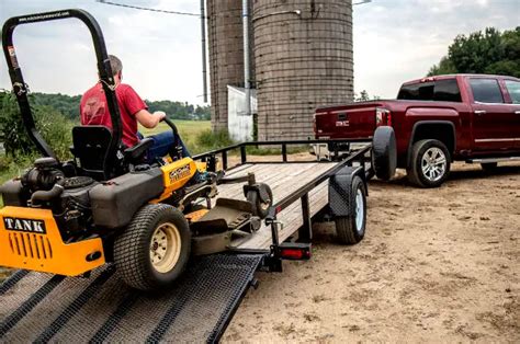 How to Load a Trailer - Follow These 7 Steps!