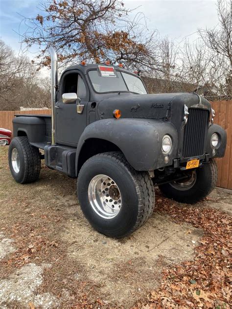 Bull Dog: 1962 Mack Model B Rat Rod 4X4 – $9,500 | GuysWithRides.com