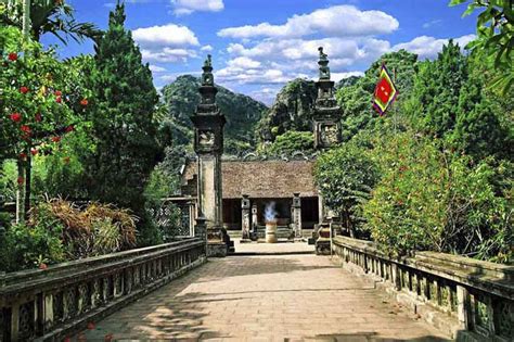 Hoa Lu-Tam Coc (FULL DAY) With VietNam Amazing Tour - VietNam Amazing Tour