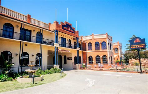 Albury Manor House, Albury - Compare Deals