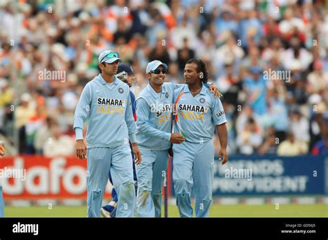 Indian team celebrating Stock Photo - Alamy