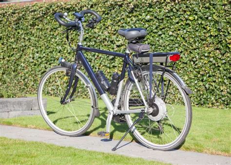 12 Electric Bike Features • Bicycle 2 Work