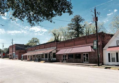 Forgotten Georgia: Old Downtown Canon in Franklin County