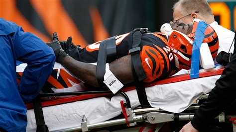 Bengals CB Tony McRae suffers concussion, carted off field, in home loss to Browns | Fox News