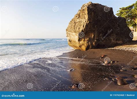 El Tunco Beach in Salvador stock photo. Image of central - 110762468