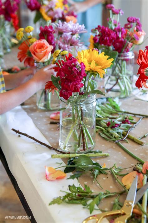 Flower Arranging Party - How to Host One & Free Printables - Paging Supermom