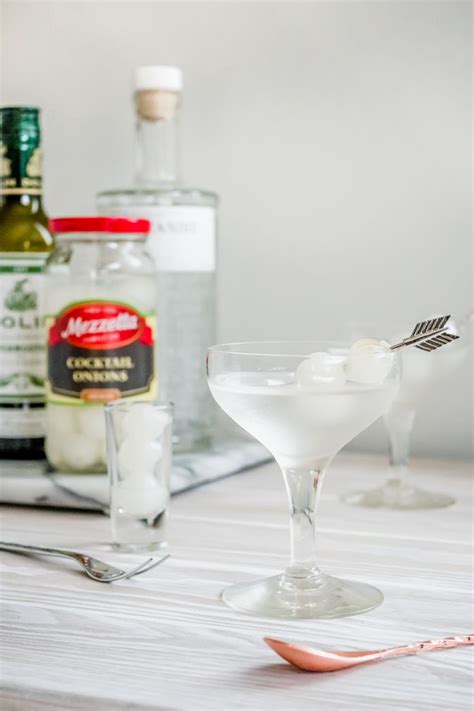 Gibson Cocktail Recipe