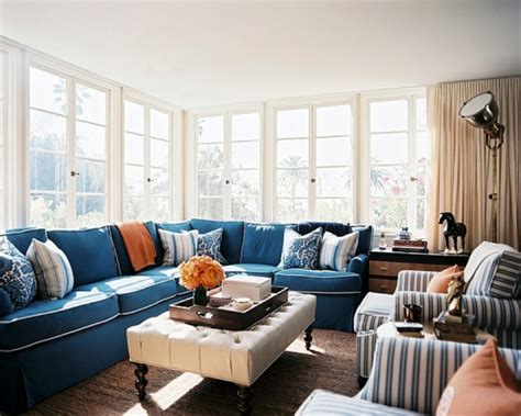 15 Inspiring Ideas On Decorative Pillows For Your Sofa