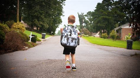 Federal Law Now Says Kids Can Walk To School Alone