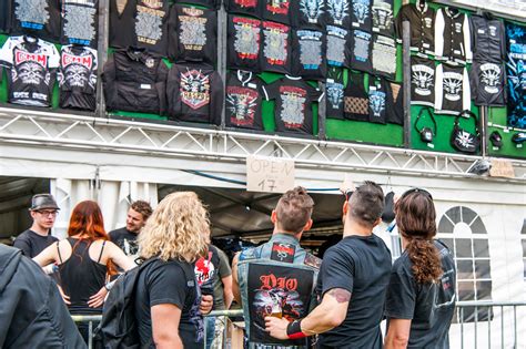 The 7 best merchandise items at the Metal Market of Graspop 2019 ...