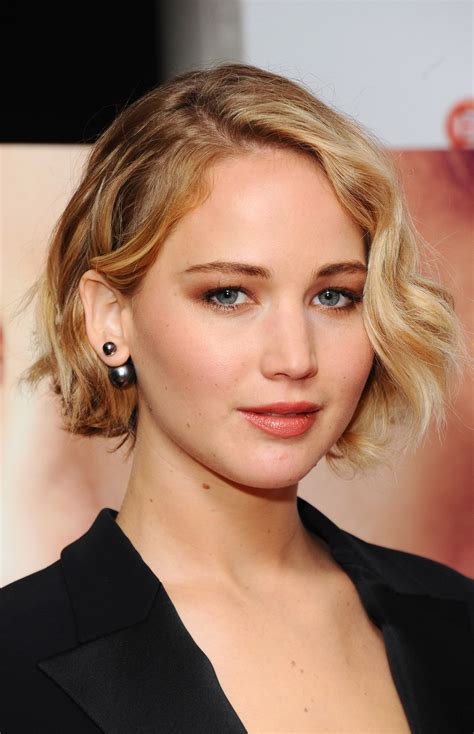 Celebrity Jennifer Lawrence - hair changes, photos, video