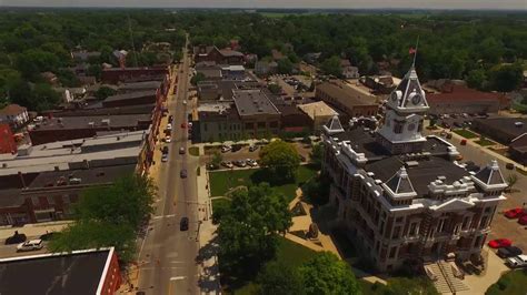 Franklin, Indiana USA Courthouse using a Drone - YouTube