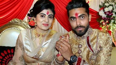 Ravindra Jadeja Wiki, Age, Wife, Children, Family, Biography - WikiBio