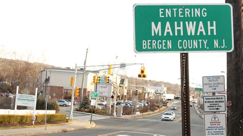 Mahwah NJ proposes pay hikes for mayor, council