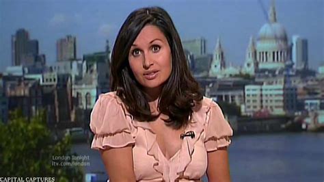 Nina Hossain, Age, Height, Salary, Net worth, Dress