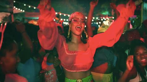 Rihanna is back with DJ Khaled’s sultry new track “Wild Thoughts” - Grazia