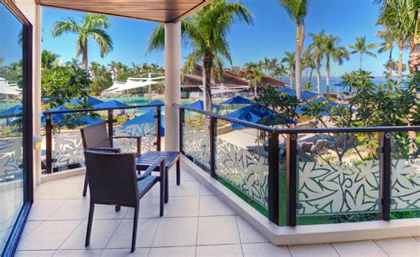 Book Radisson Blu Resort Fiji, Denarau Island (Nadi) - 2019 PRICES FROM A$141!