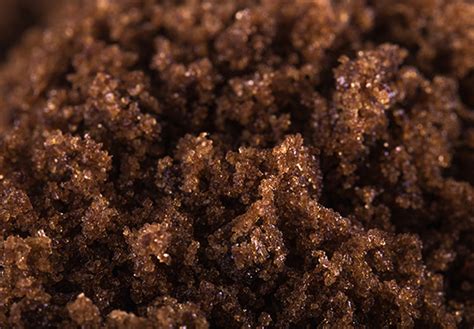 What is Muscovado Sugar and How is it Used? | Ragus