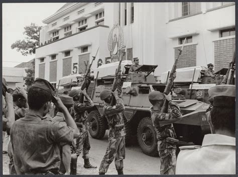 Indonesia Zaman Doeloe: Pemakaman para jenderal korban G30S PKI, 1965 (2)