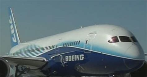 Boeing 787 'Dreamliner' Grounded After Emergency Landing - CBS Los Angeles