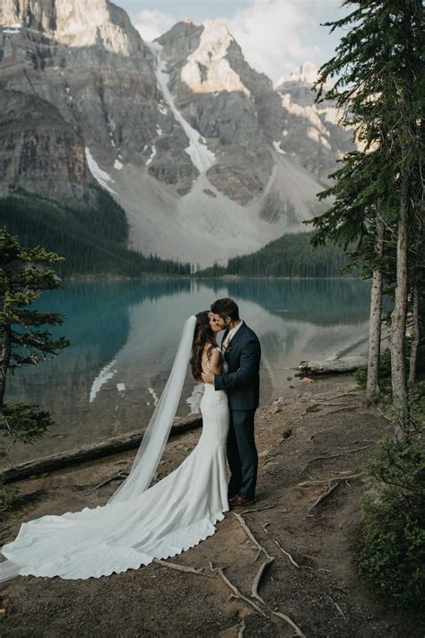 Moraine lake sunrise elopement – Artofit