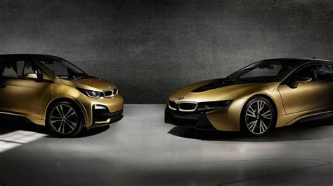 Flashy BMW i3 And i8 Starlight Edition Feature 24-Carat Gold Dust