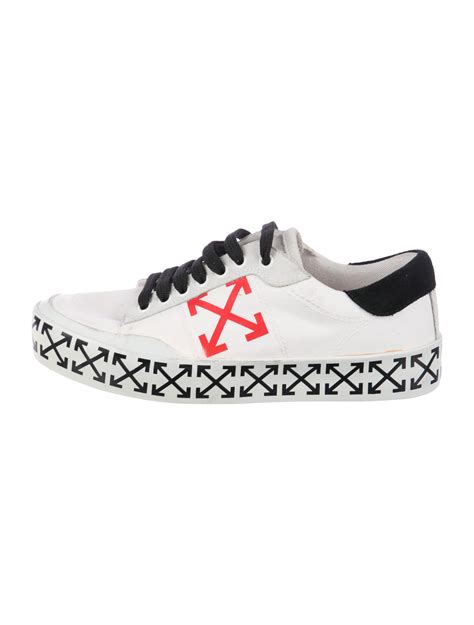 Off-White c/o Virgil Abloh Canvas Low-Top Sneakers - Shoes - OFF23559 | The RealReal