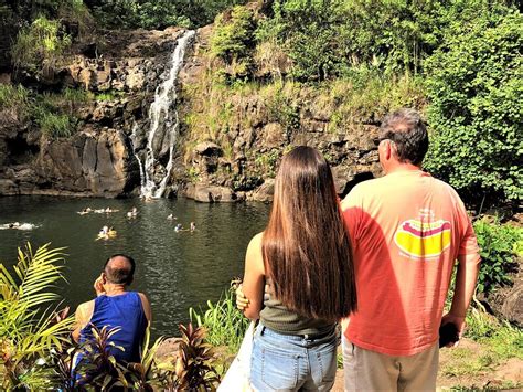 Waimea Falls Park & Botanical Gardens in Waimea Valley