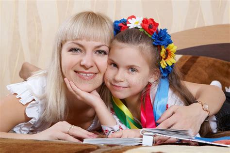 Happy Mother and Little Daughter Stock Photo - Image of laughing, horizontal: 35650414