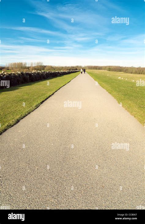 Straight Path Stock Photos & Straight Path Stock Images - Alamy