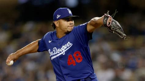 Brusdar Graterol injury makes Dodgers bullpen reinforcements more ...