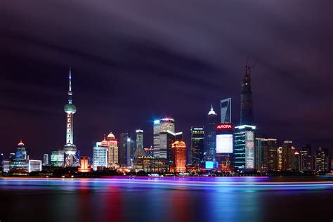 Shanghai - Electri-City : Phase One iQ280 Long Exposures