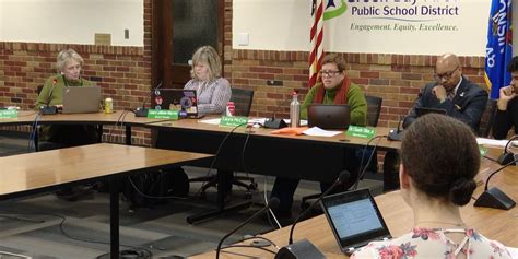 Green Bay school board rejects plan to relocate district offices, votes ...