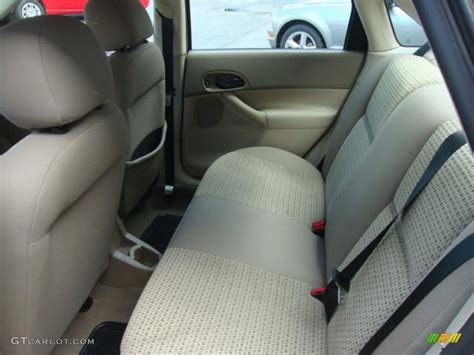 2006 Ford Focus ZX4 SE Sedan interior Photo #39861567 | GTCarLot.com