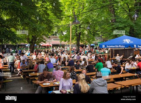 Munich Beer Gardens Near Marienplatz | Fasci Garden